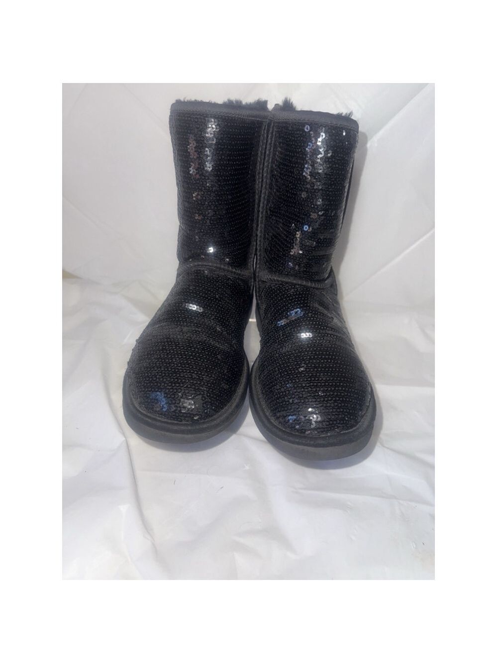 UGG Black Sequin Classic Short Boots Sheepskin Lined Size 6